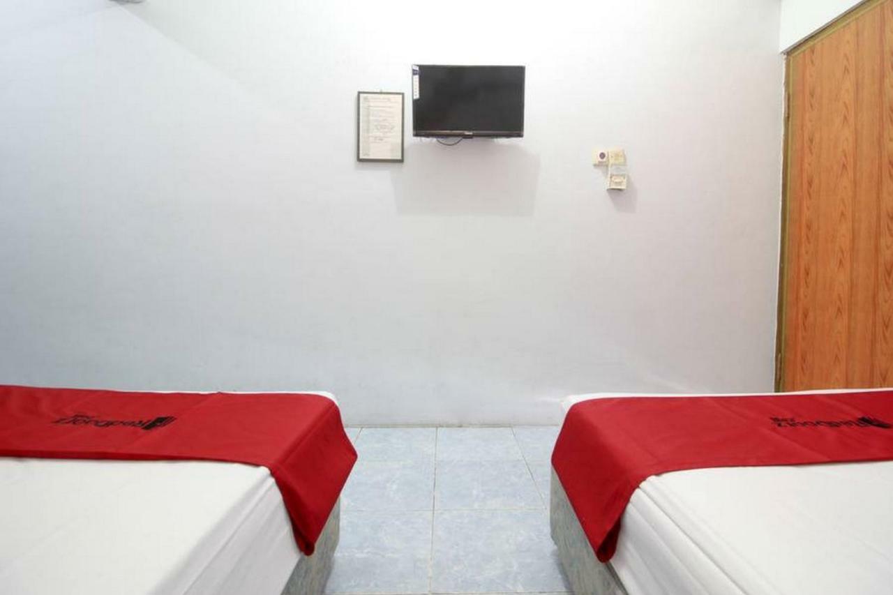 เรดดอร์ซ แอท จาลันเมนเตรี ซูเปโน Hotel ยอกยาการ์ตา ภายนอก รูปภาพ