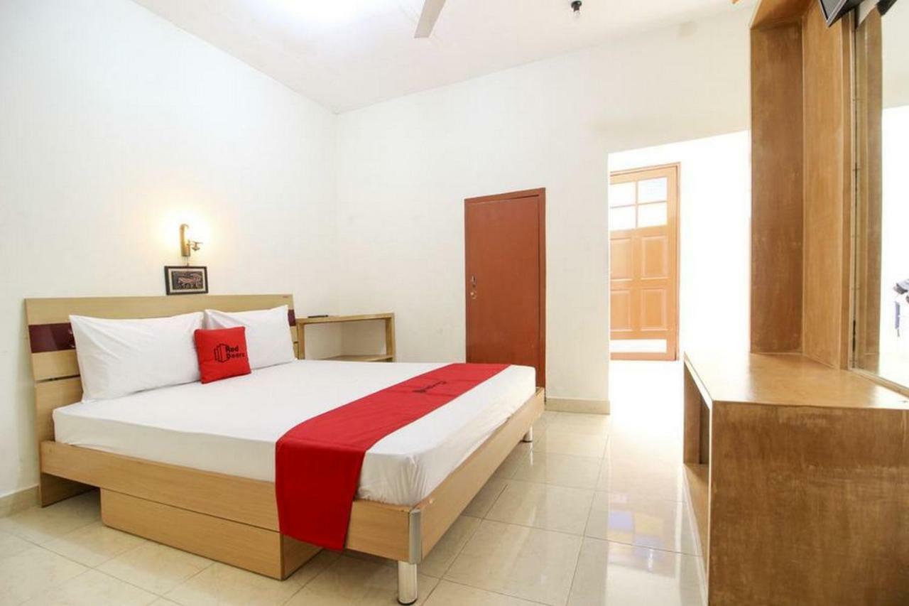 เรดดอร์ซ แอท จาลันเมนเตรี ซูเปโน Hotel ยอกยาการ์ตา ภายนอก รูปภาพ